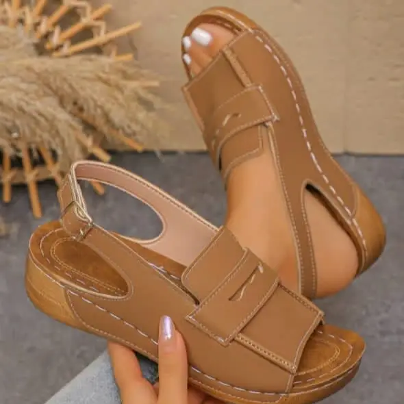 Sandalias calzadas negras's photo #1