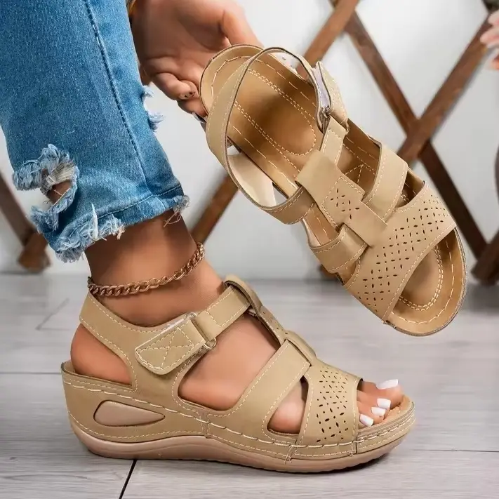 Sandalias suela gruesa's photo #1